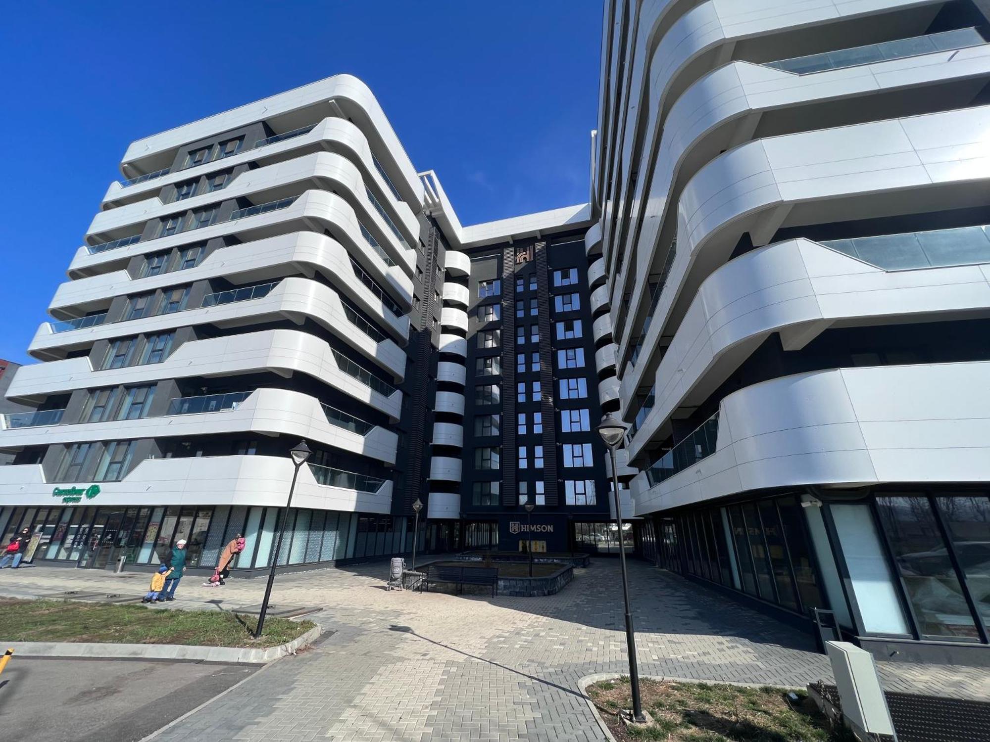 יאשי Airport Flyhub Chic Apartment מראה חיצוני תמונה