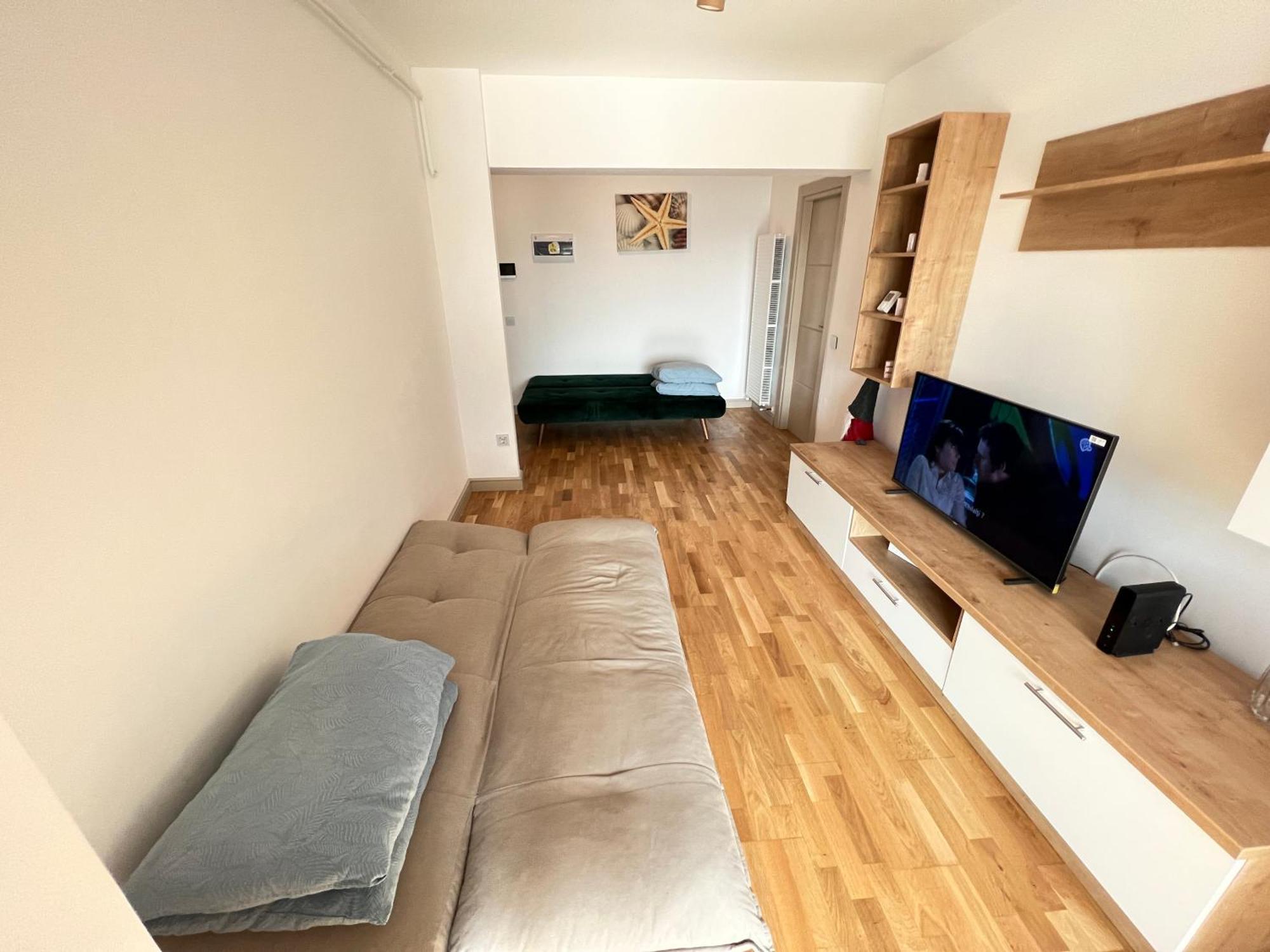 יאשי Airport Flyhub Chic Apartment מראה חיצוני תמונה