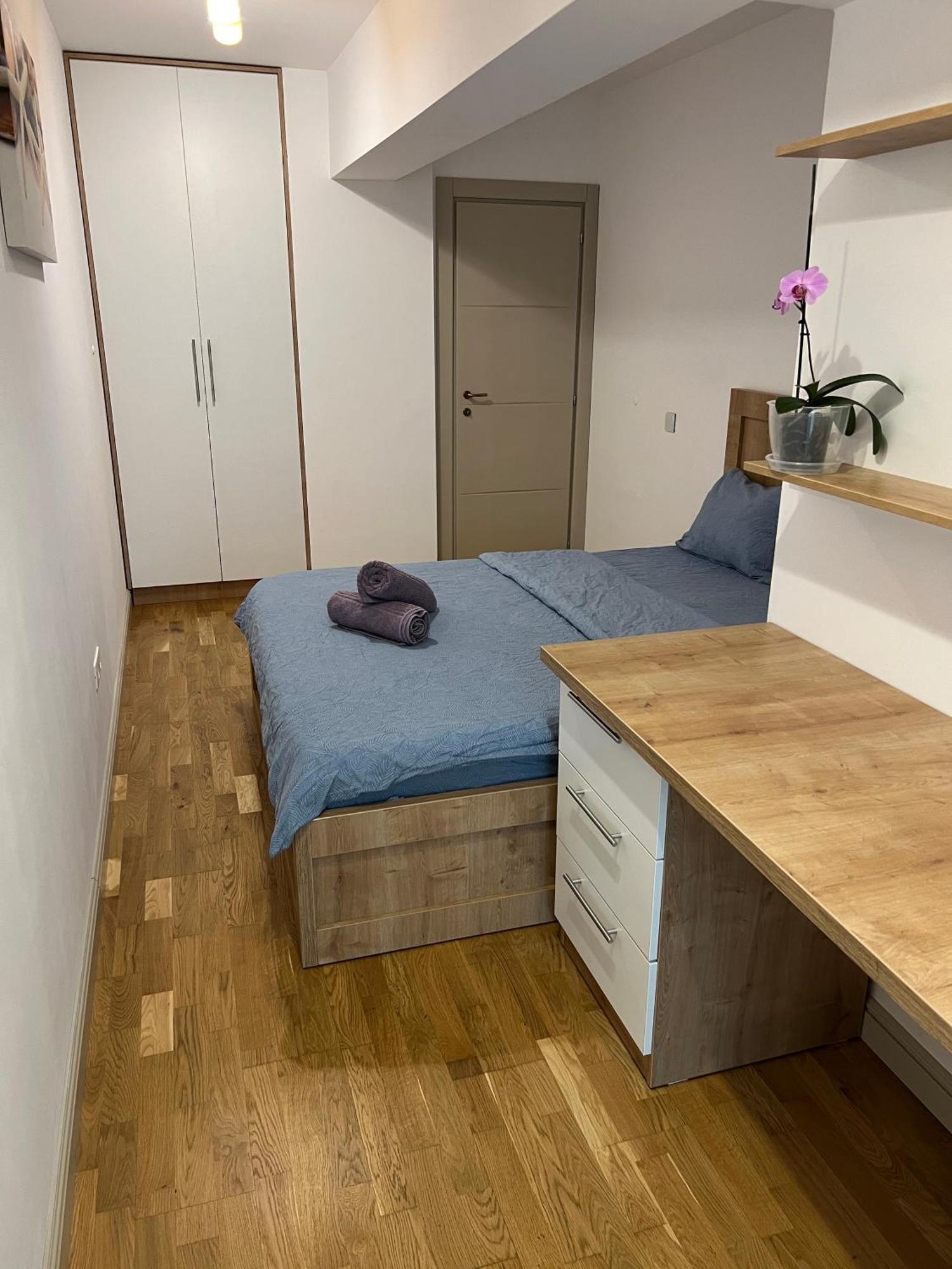 יאשי Airport Flyhub Chic Apartment מראה חיצוני תמונה